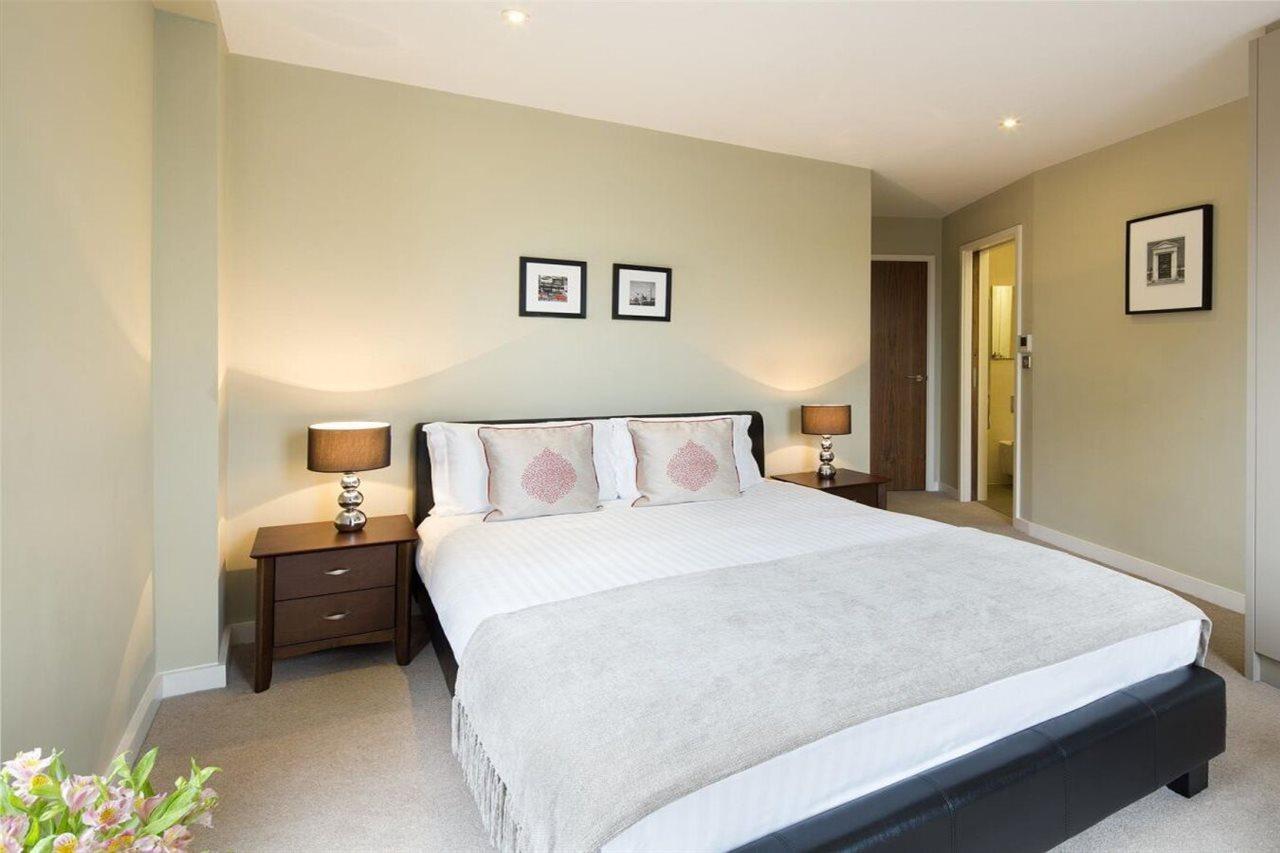 Victoria One Apartment London Bagian luar foto