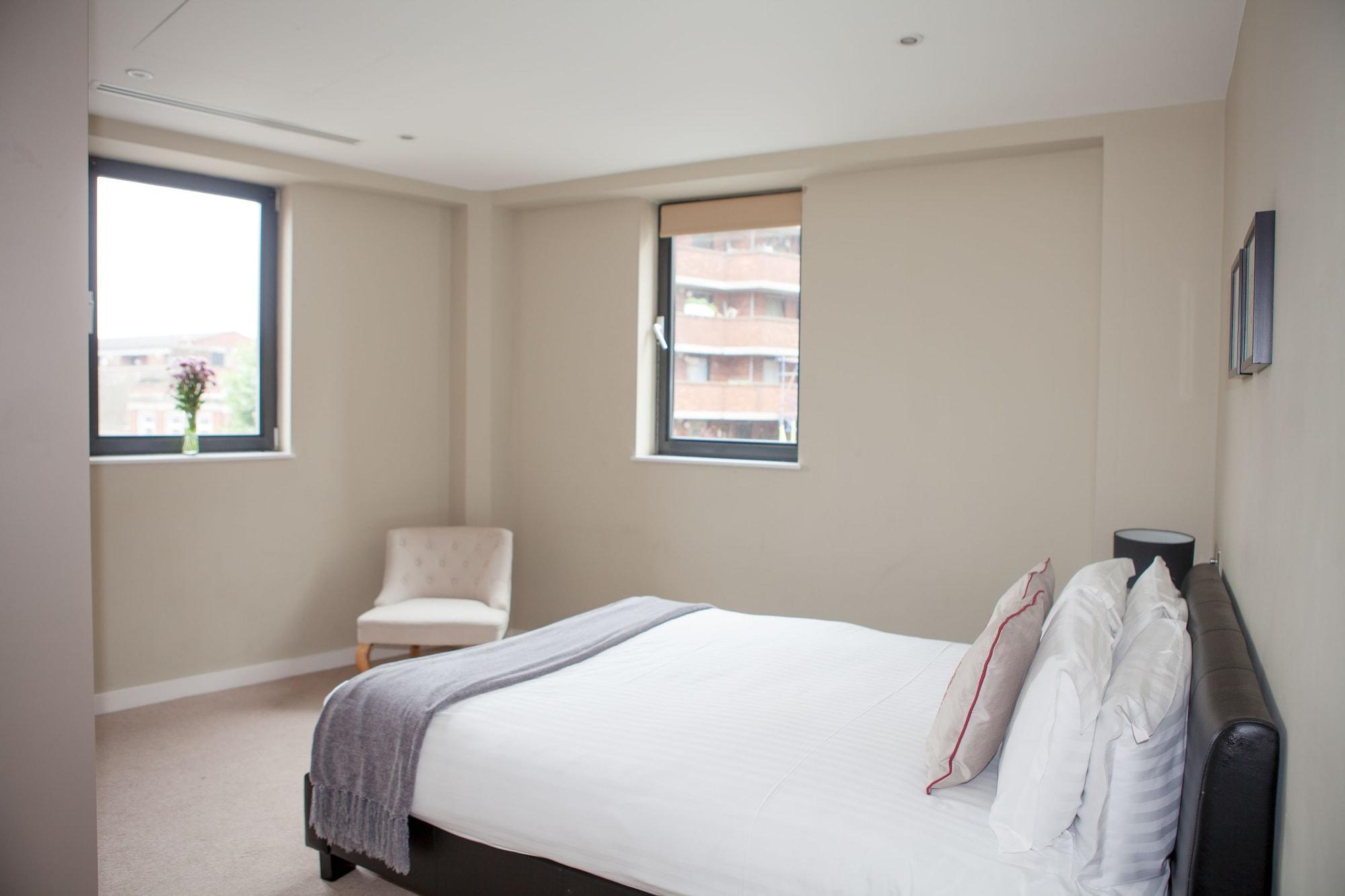 Victoria One Apartment London Bagian luar foto